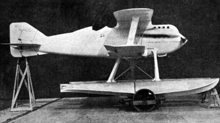 gloster_3-4.jpg, 30K