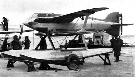 gloster_4-5.jpg, 30K