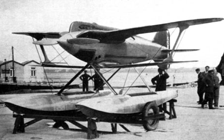 gloster_4-6.jpg, 30K