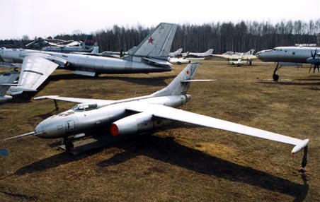 jak-25rv-2.jpg, 37K