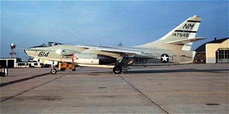 douglas_a-3-8.jpg, 19K