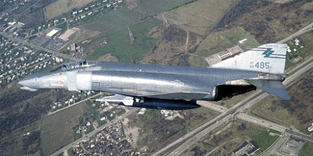 mcdonnel_phantom-3.jpg, 30K