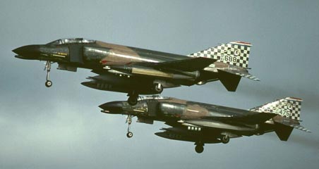 mcdonnel_phantom-7.jpg, 14K