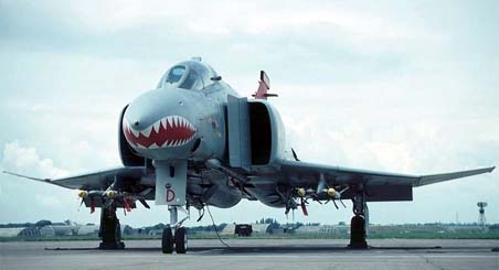 mcdonnel_phantom-9.jpg, 20K